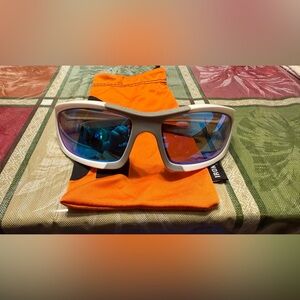 Men’s Ironman Pro 10207139 Sunglasses With Case and Cloth Sports Fishing